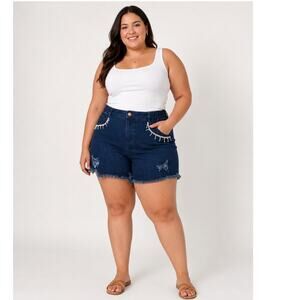 Jolie & Joy By FCT Distressed Denim Shorts NWT  Frayed Rhinestone Accent Size 2X